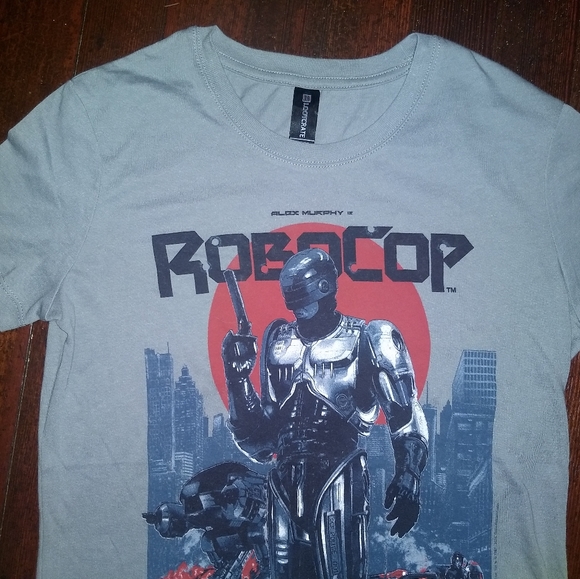 ROBOCOP T-SHIRT - Women's Lg - EUC - Movie Pop Lootcrate Tee Shirt Robot - Picture 3 of 5